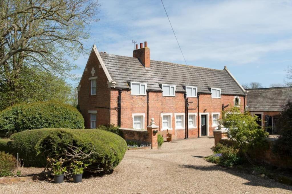 Enholmes Coach House Villa Kingston upon Hull Eksteriør bilde