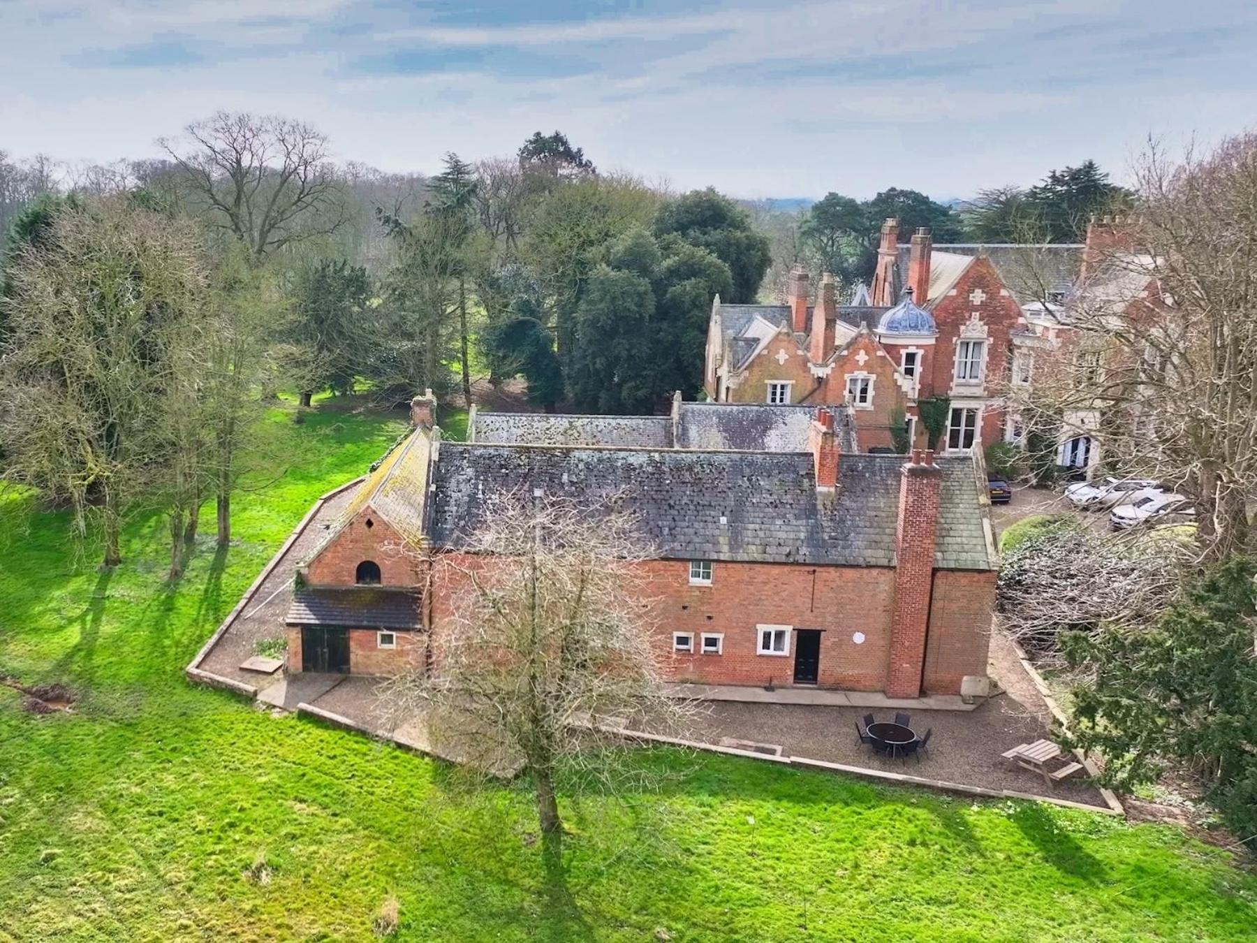 Enholmes Coach House Villa Kingston upon Hull Eksteriør bilde